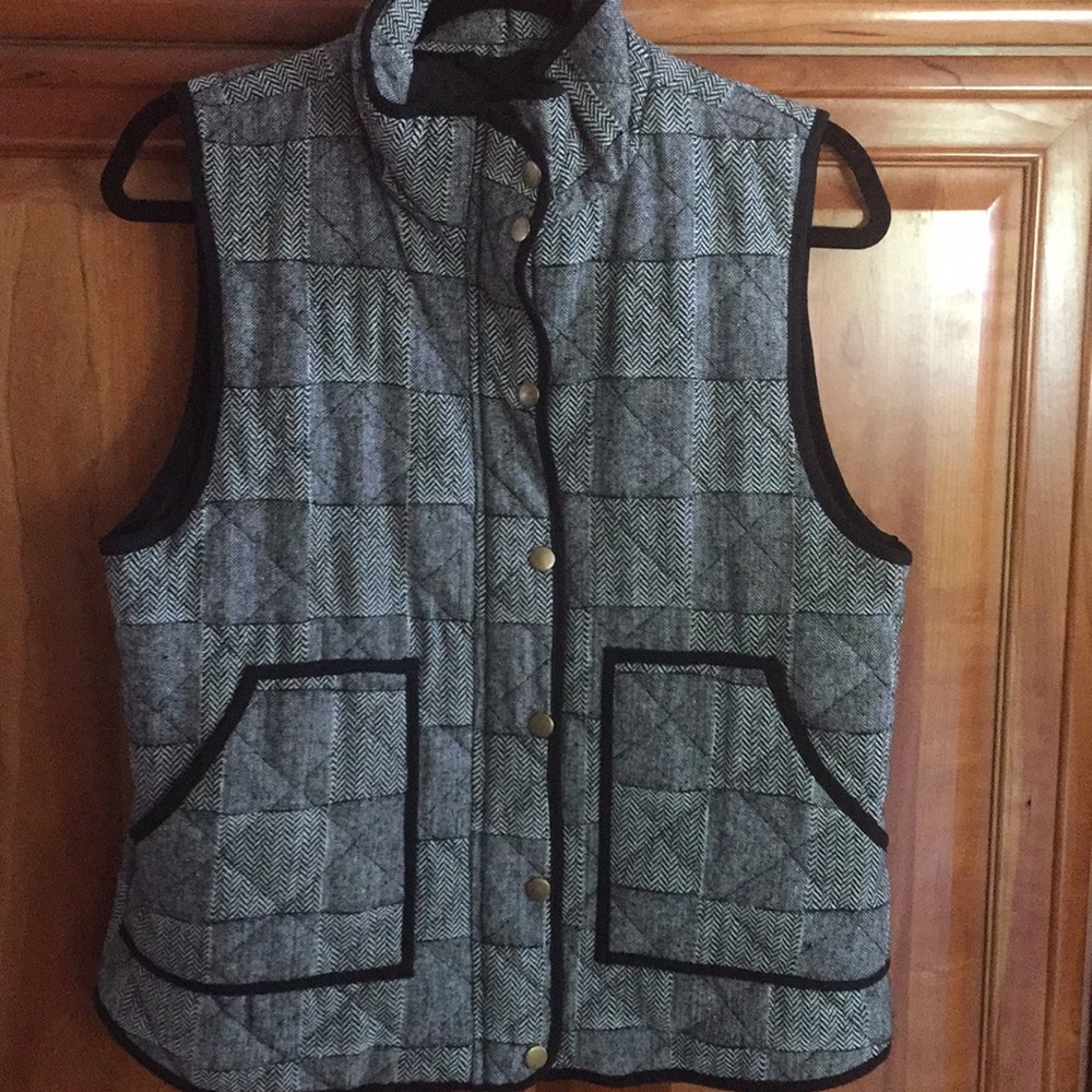 Black and white vest